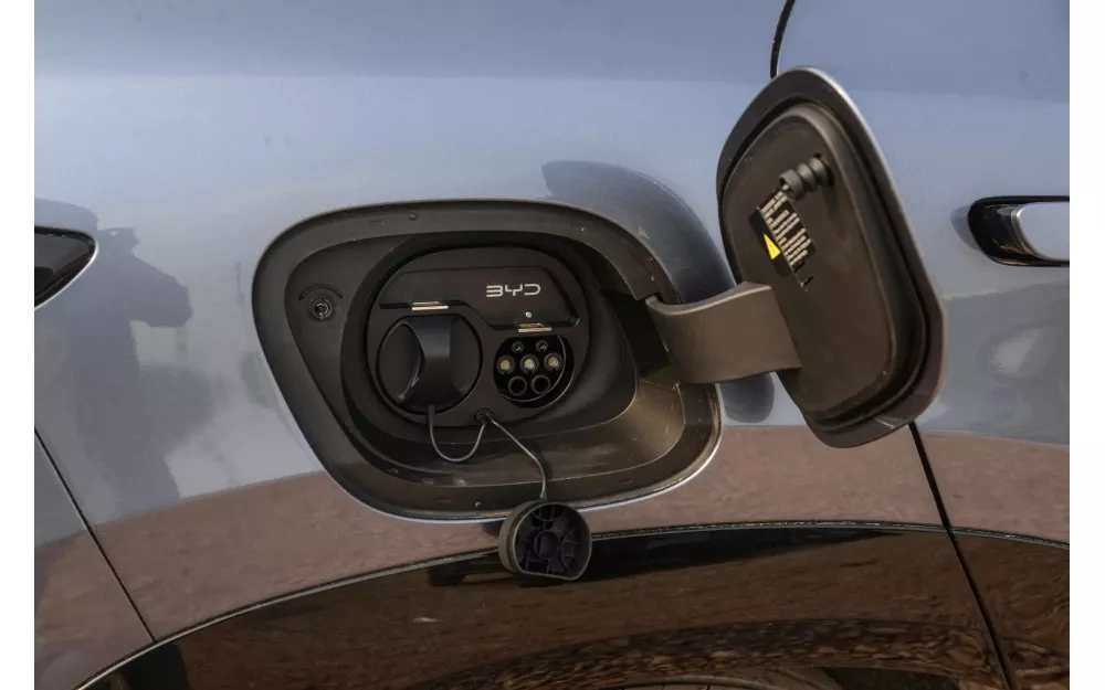 Sea Lion 07 610 2WD LiDAR Smart, Atlantis Grey, 2025 (mileage 8500)
