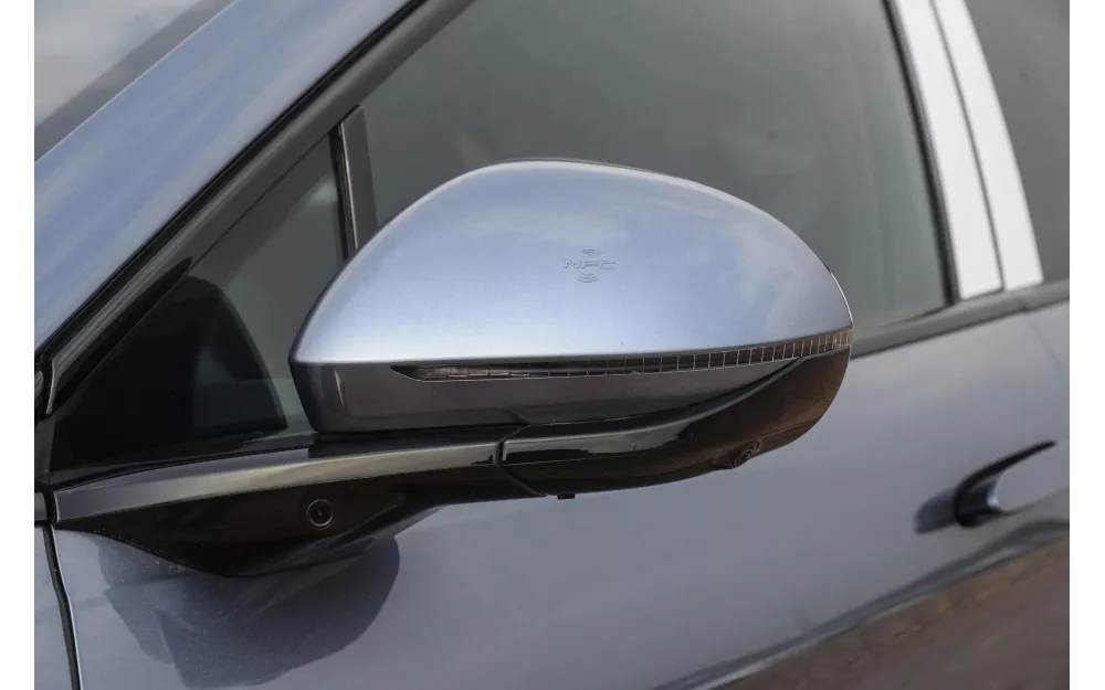 Sea Lion 07 610 2WD LiDAR Smart, Atlantis Grey, 2025 (mileage 8500)