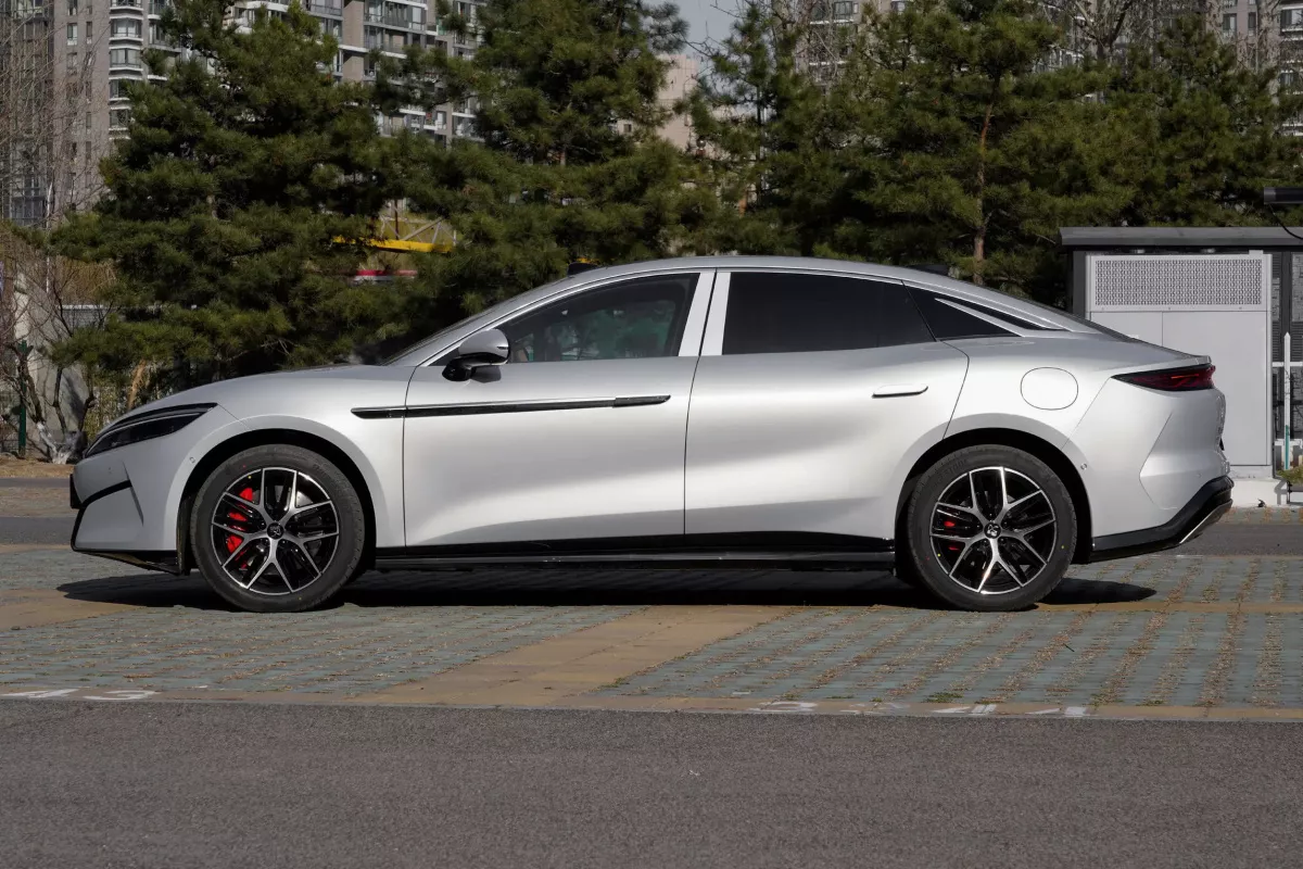 BYD Han L
