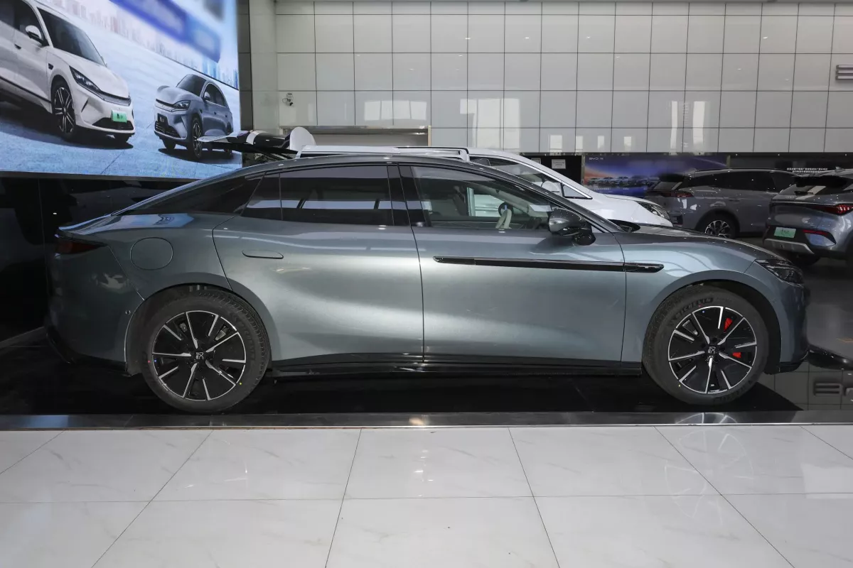 BYD Han L