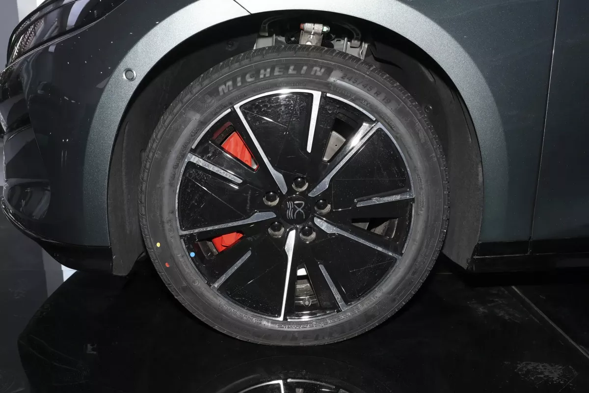 BYD Han L