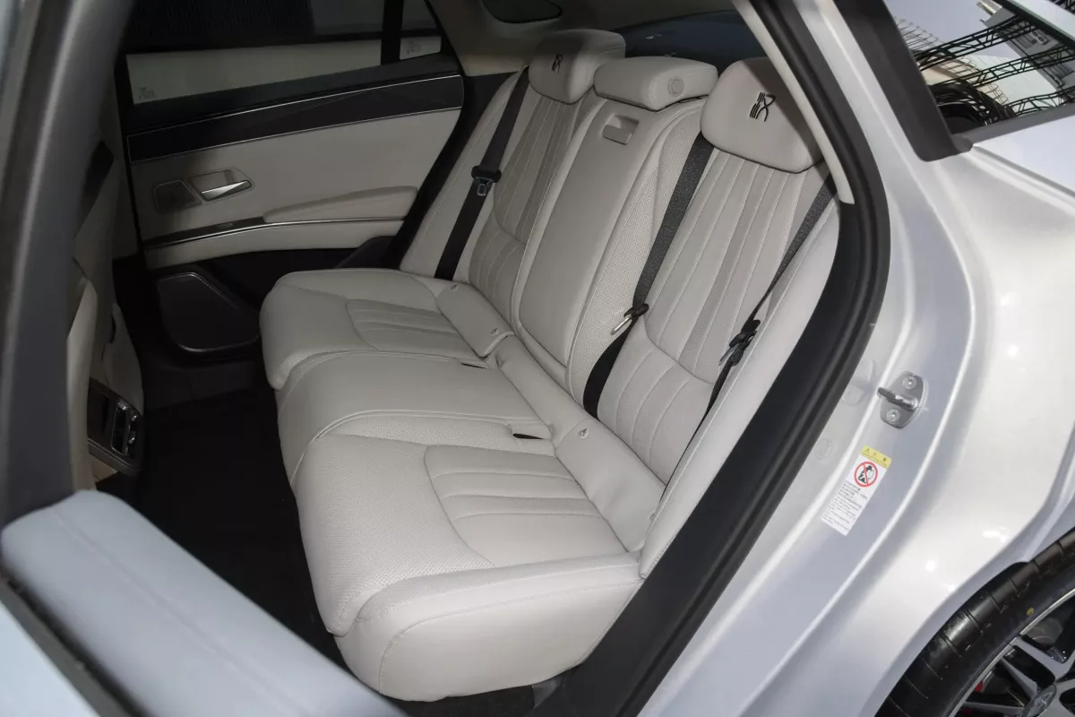 BYD Han L