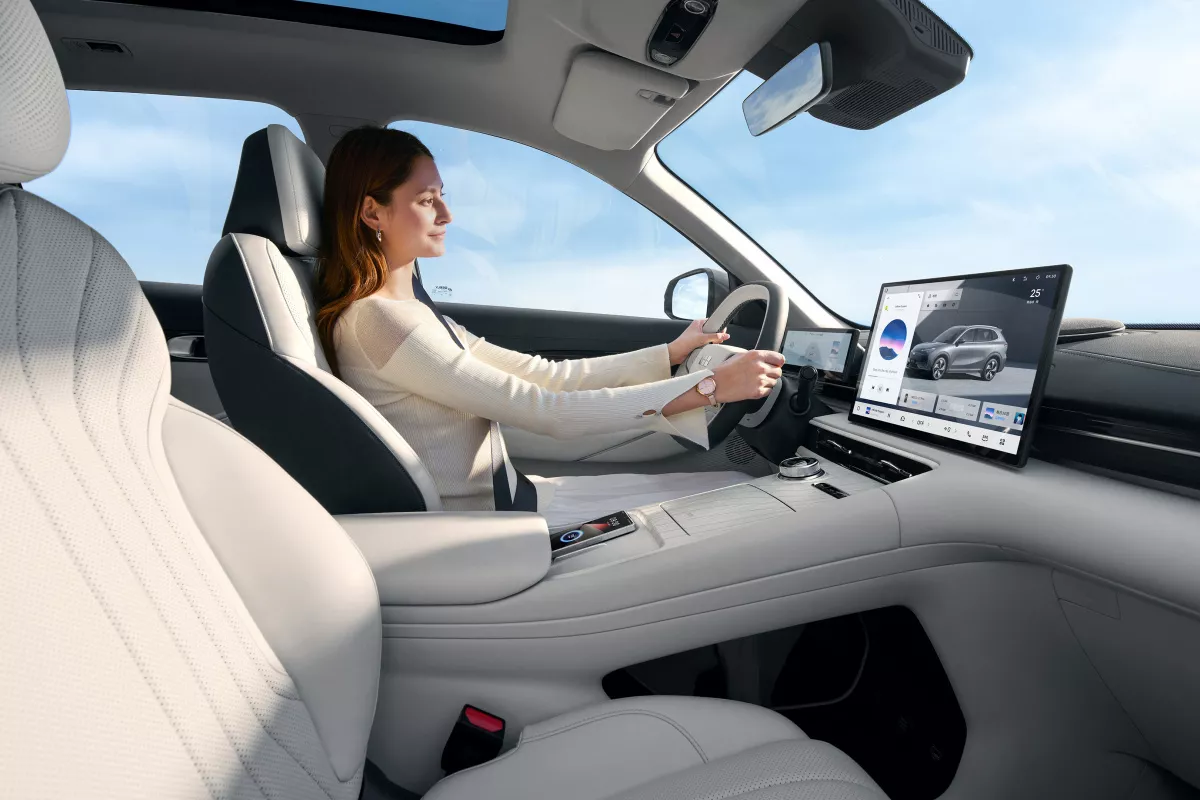 Geely Galaxy E5