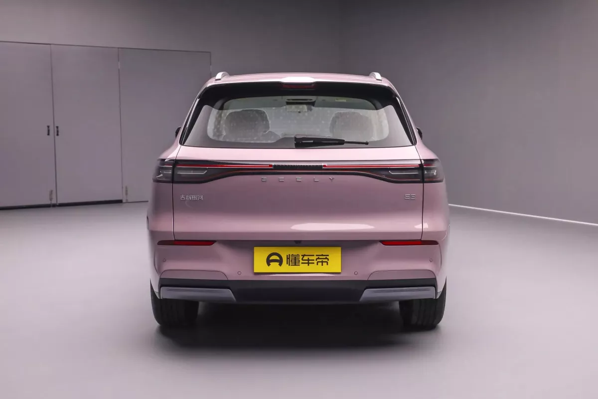 Geely Galaxy E5