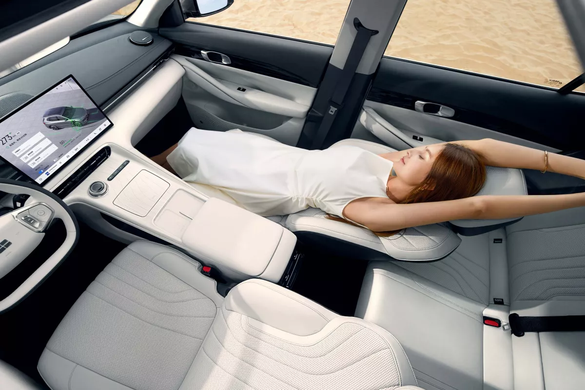 Geely Galaxy E5