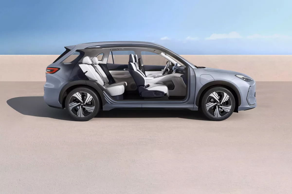 Geely Galaxy E5