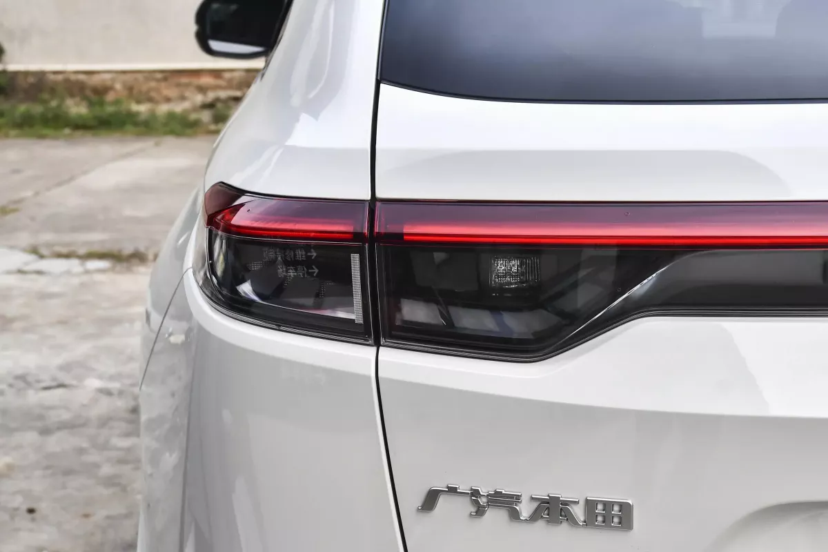 Honda e:NP1